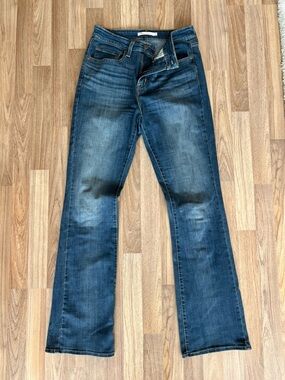 Levi’s Dark Blue Flare Jeans with Subtle Fade Women’s size 30